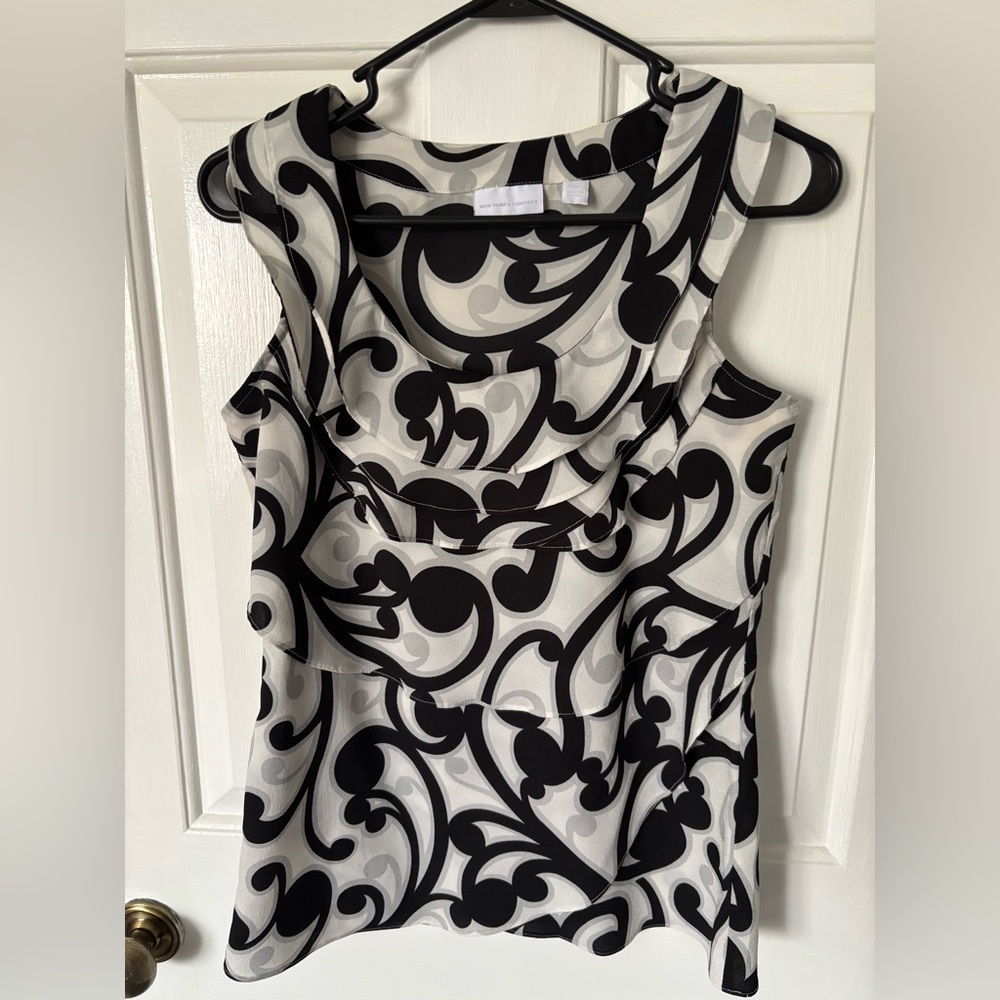 New York & Company designer tank